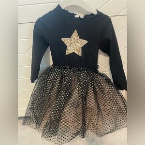 NWT Petite Hailey black and gold size 2T